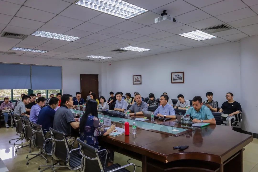 william英国中文直属党支部召开党史学习教育动员大会